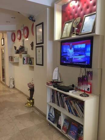 Imagen de los interiores del Hotel Guzel Izmir Oteli. Foto 9