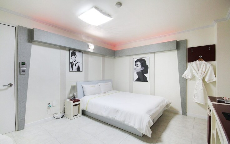 Imagen de la habitación del Hotel Gwangju Geumho Dream. Foto 16