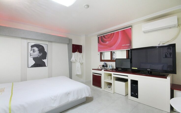 Imagen de la habitación del Hotel Gwangju Geumho Dream. Foto 19