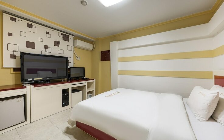 Imagen de la habitación del Hotel Gwangju Geumho Dream. Foto 20