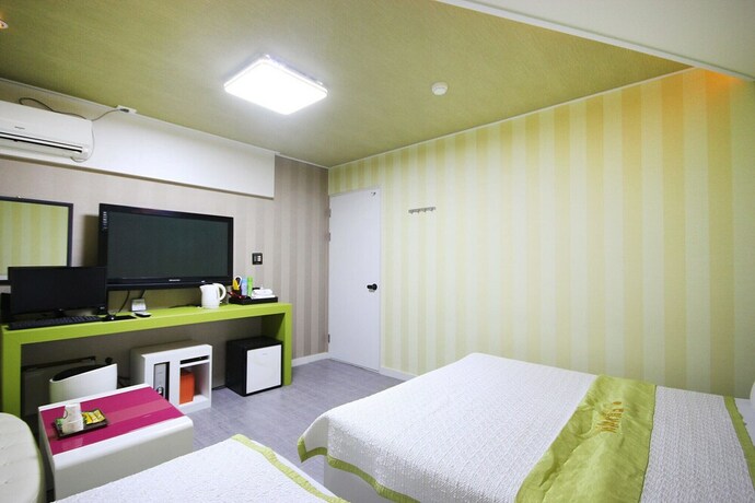 Imagen de la habitación del Hotel Gwangju Geumho Sunshine. Foto 16