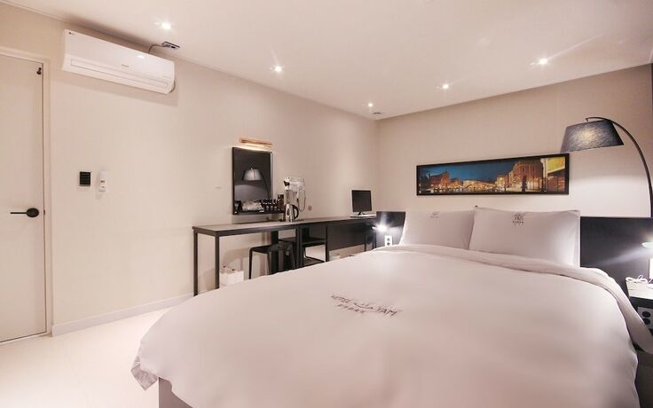 Imagen de la habitación del Hotel Gwangju Geumho YAM. Foto 14