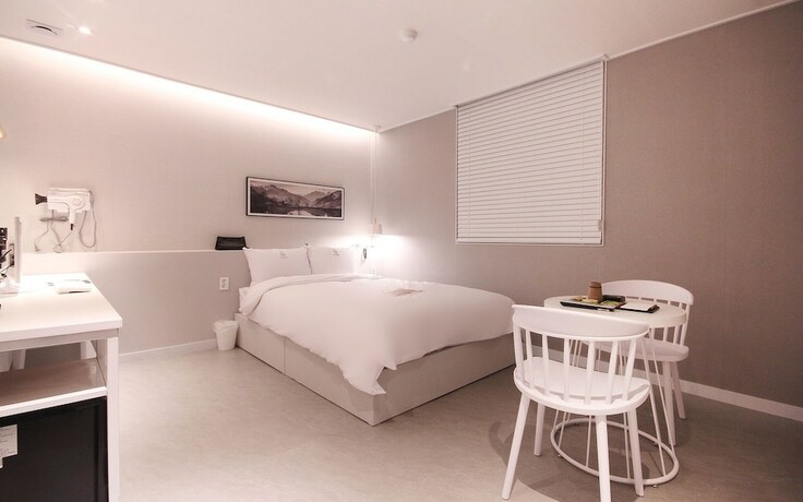 Imagen de la habitación del Hotel Gwangju Geumho YAM. Foto 19
