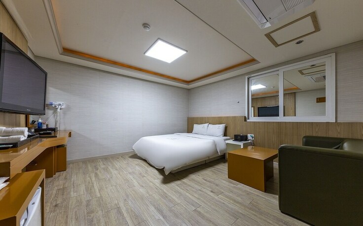 Imagen de la habitación del Hotel Gwangju Havana. Foto 19