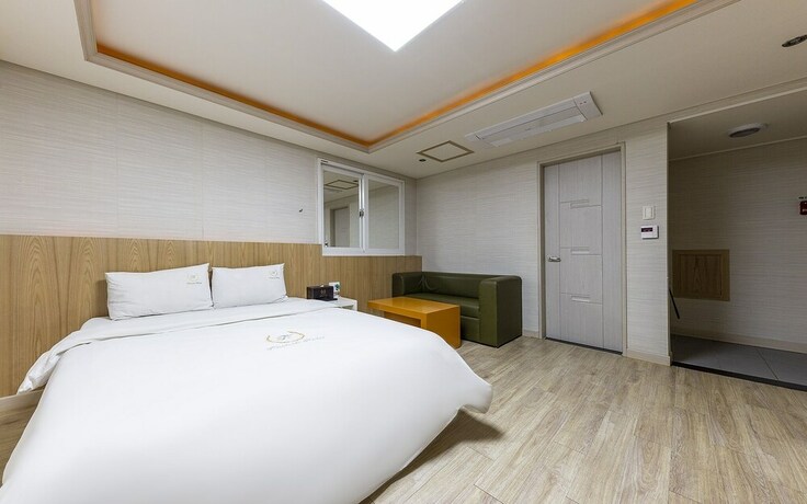 Imagen de la habitación del Hotel Gwangju Havana. Foto 28