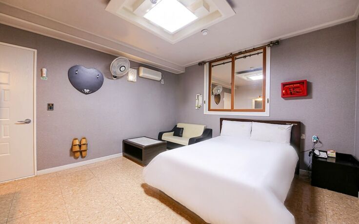 Imagen de la habitación del Hotel Gwangju Hwajeongdong Noblesse Business. Foto 12