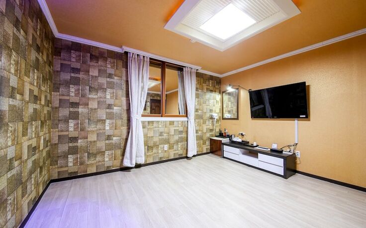 Imagen de la habitación del Hotel Gwangju Hwajeongdong Noblesse Business. Foto 15
