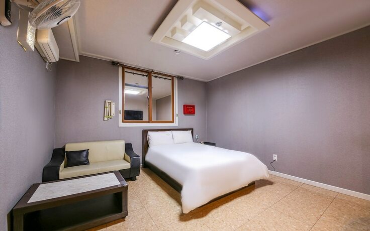 Imagen de la habitación del Hotel Gwangju Hwajeongdong Noblesse Business. Foto 17