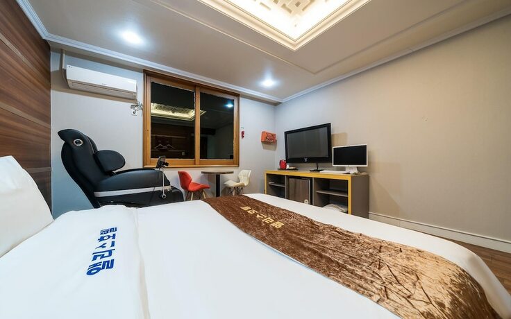 Imagen de la habitación del Hotel Gwangju Sangmu Alice Business. Foto 13
