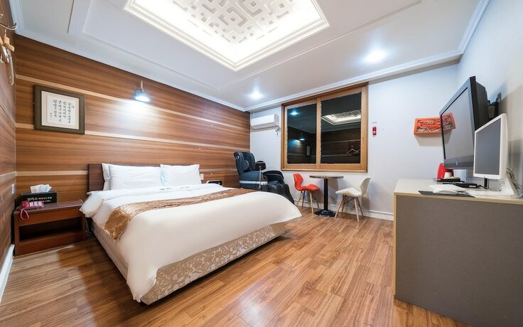 Imagen de la habitación del Hotel Gwangju Sangmu Alice Business. Foto 19