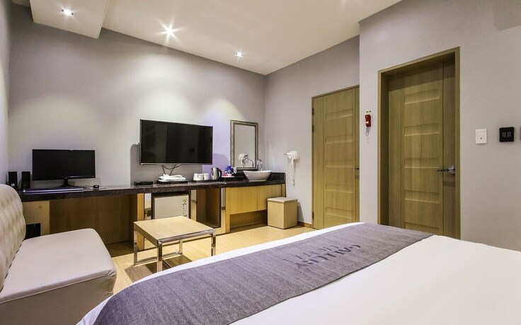 Imagen de la habitación del Hotel Gwangju Sangmu Gallery. Foto 27