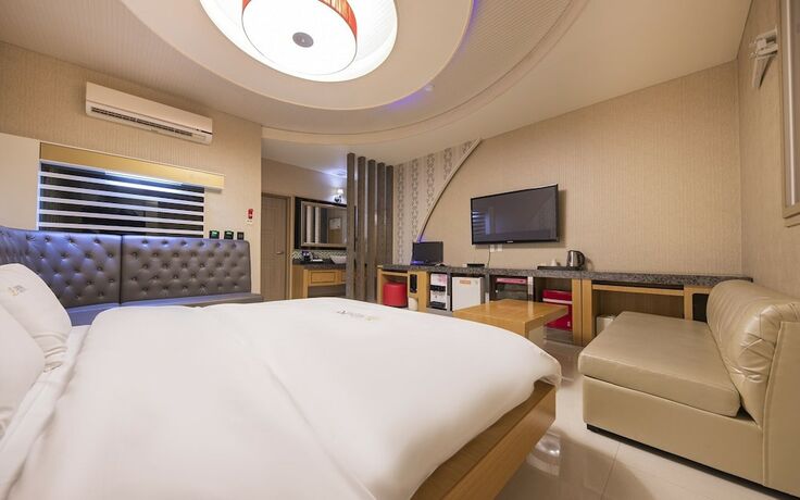 Imagen general del Hotel Gwangju Sangmu Luxury. Foto 15