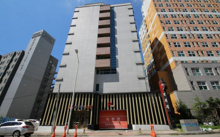 Imagen general del Hotel Gwangju Sangmu Luxury. Foto 17