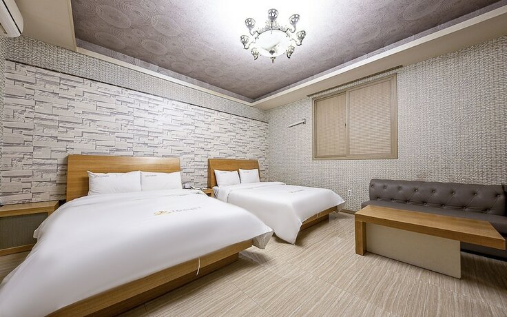 Imagen de la habitación del Hotel Gwangju Sangmu Luxury. Foto 24