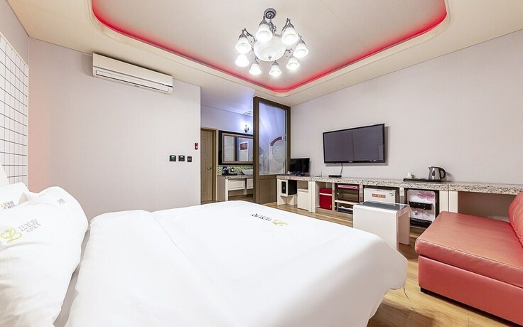 Imagen de la habitación del Hotel Gwangju Sangmu Luxury. Foto 26