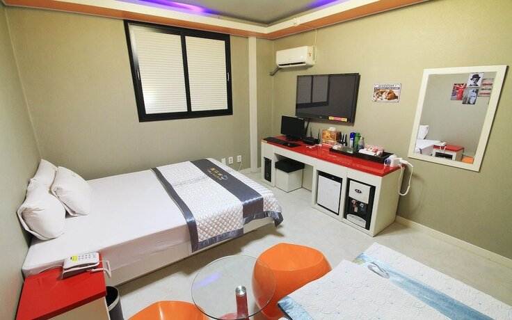 Imagen general del Hotel Gwangju Sangmu Q. Foto 10