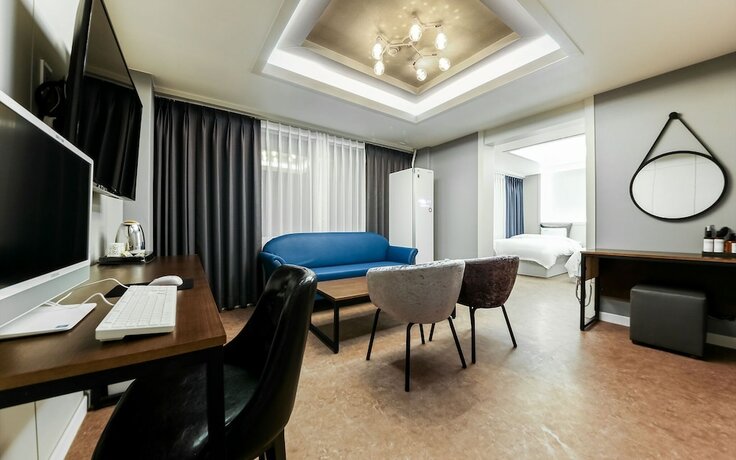 Imagen de la habitación del Hotel Gwangju Sangmu Seattle. Foto 19