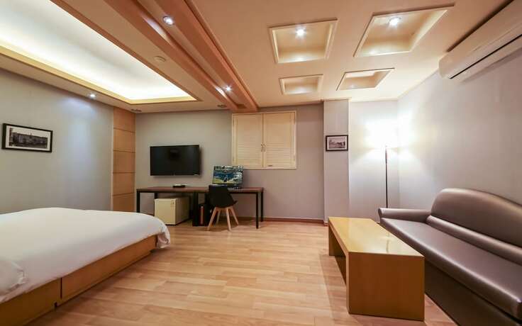 Imagen general del Hotel Gwangju Sangmu Shilla. Foto 4