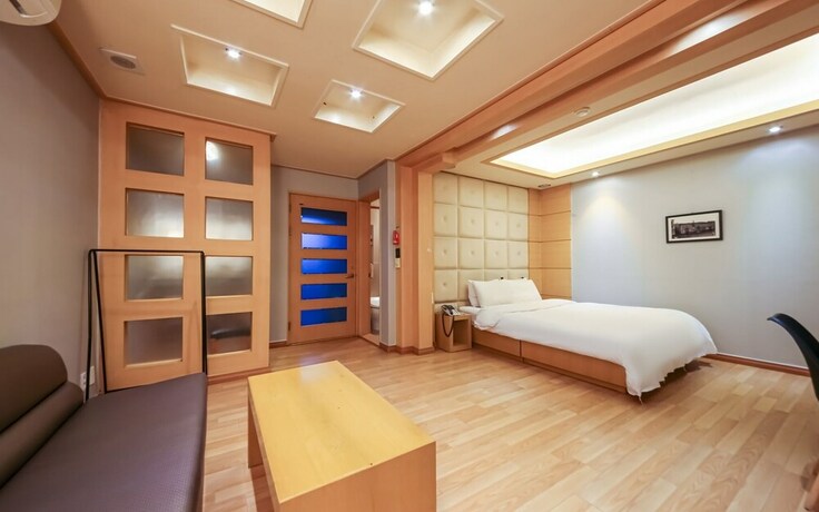 Imagen de la habitación del Hotel Gwangju Sangmu Shilla. Foto 11