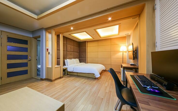Imagen de la habitación del Hotel Gwangju Sangmu Shilla. Foto 18