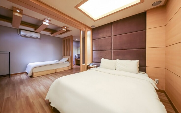 Imagen de la habitación del Hotel Gwangju Sangmu Shilla. Foto 24