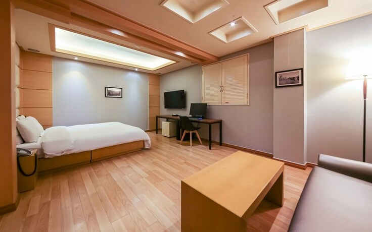 Imagen de la habitación del Hotel Gwangju Sangmu Shilla. Foto 26