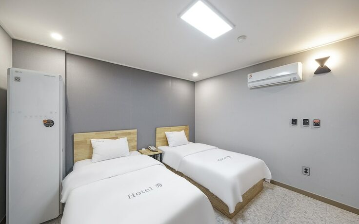 Imagen de la habitación del Hotel Gwangju Sangmu Su. Foto 15