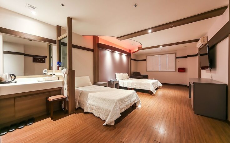 Imagen de la habitación del Hotel Gwangju Sangmu Utopia. Foto 20