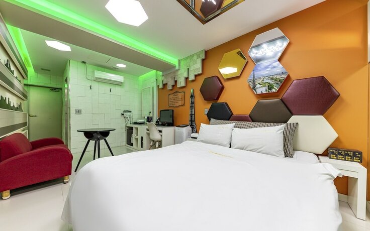 Imagen de la habitación del Hotel Gwangju Sansudong Hwangto. Foto 18