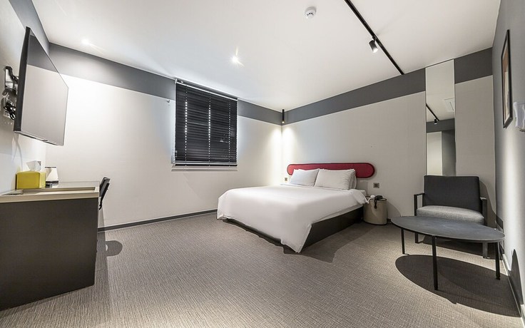 Imagen de la habitación del Hotel Gwangju Seven Bricks. Foto 8