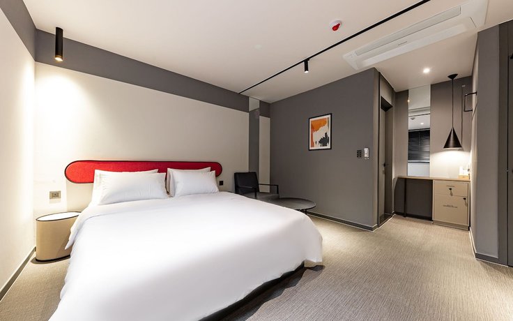 Imagen de la habitación del Hotel Gwangju Seven Bricks. Foto 11