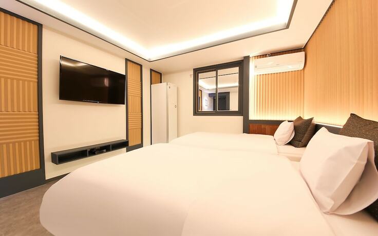 Imagen general del Hotel Gwangju Sinan Yeogiseo Jaja. Foto 10