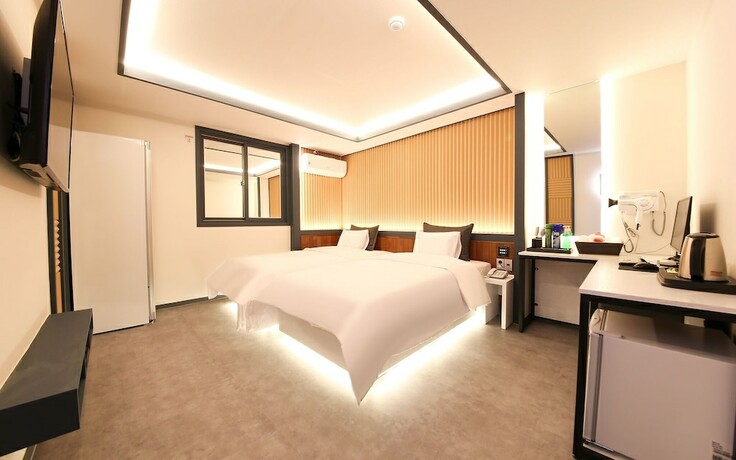 Imagen general del Hotel Gwangju Sinan Yeogiseo Jaja. Foto 16