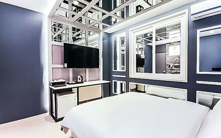 Imagen general del Hotel Gwangju Sinandong Geogijoa. Foto 7