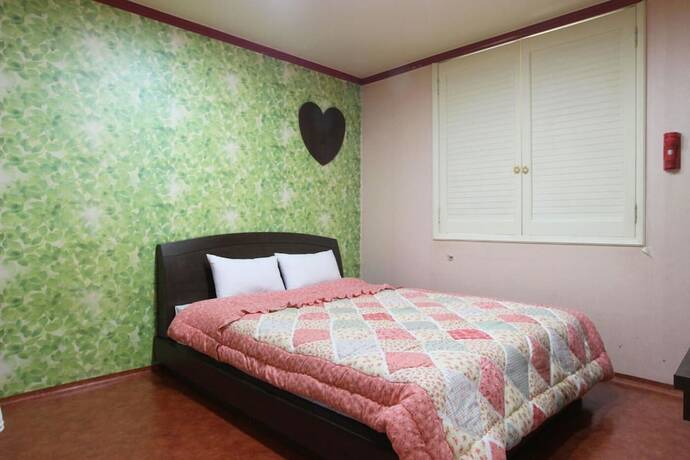 Imagen de la habitación del Hotel Gwangju Sinandong Happy Day. Foto 4
