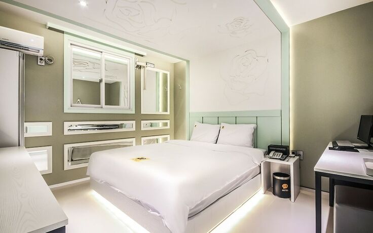 Imagen de la habitación del Hotel Gwangju Sinandong Katok. Foto 17