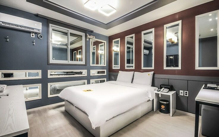 Imagen de la habitación del Hotel Gwangju Sinandong Katok. Foto 18