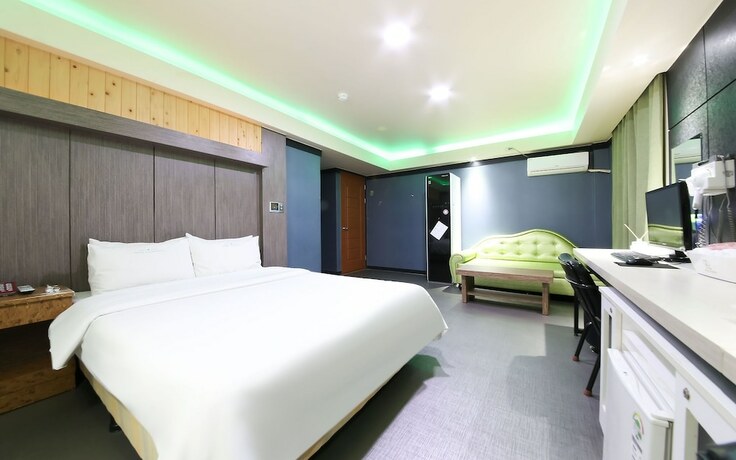 Imagen de la habitación del Hotel Gwangju Sinan-dong Love Story. Foto 14