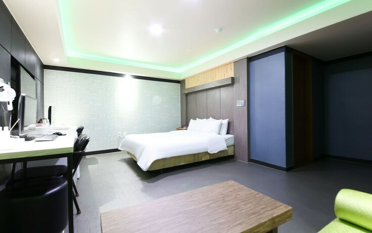 Imagen de la habitación del Hotel Gwangju Sinan-dong Love Story. Foto 19