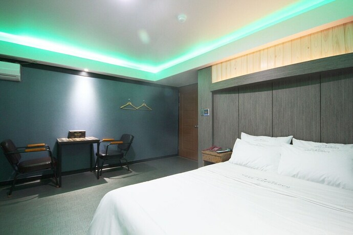 Imagen de la habitación del Hotel Gwangju Sinan-dong Love Story. Foto 28