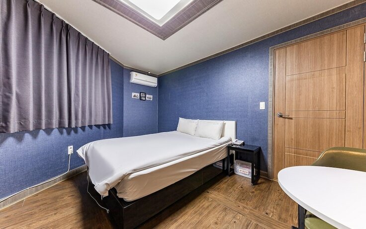 Imagen general del Hotel Gwangju Sinandong Zeus. Foto 8