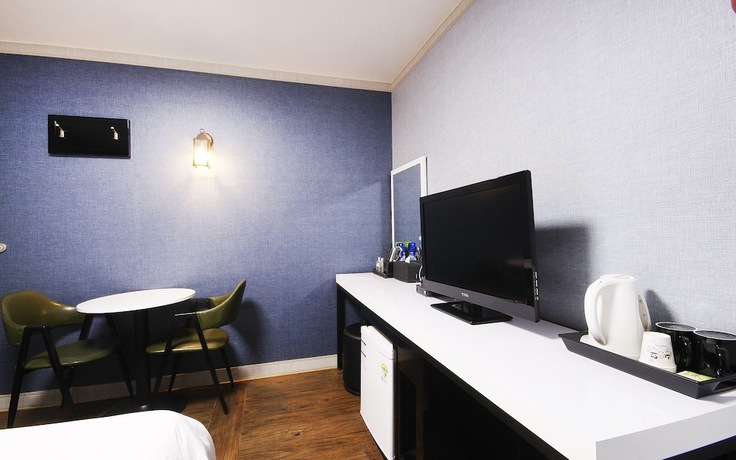 Imagen general del Hotel Gwangju Sinandong Zeus. Foto 11