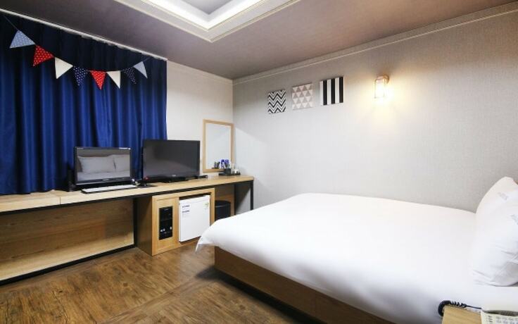 Imagen de la habitación del Hotel Gwangju Sinandong Zeus. Foto 24