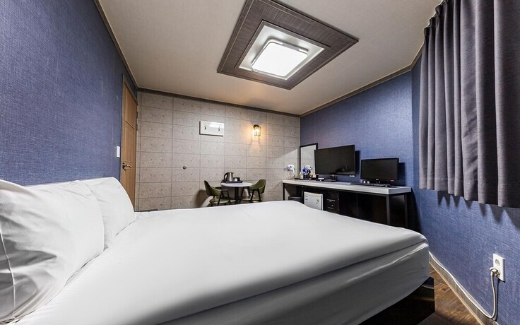 Imagen de la habitación del Hotel Gwangju Sinandong Zeus. Foto 28
