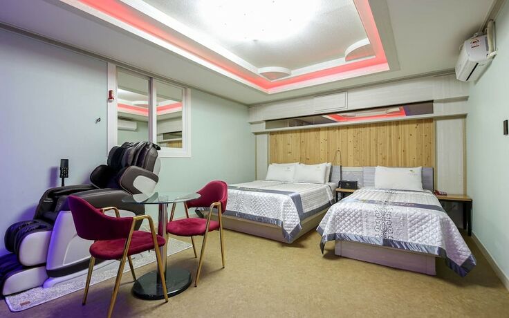 Imagen de la habitación del Hotel Gwangju Unam-dong Sopung. Foto 19
