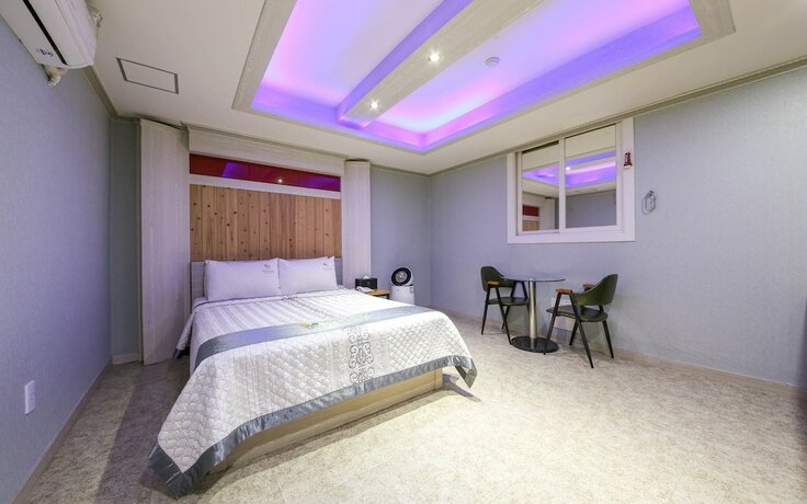 Imagen de la habitación del Hotel Gwangju Unam-dong Sopung. Foto 20