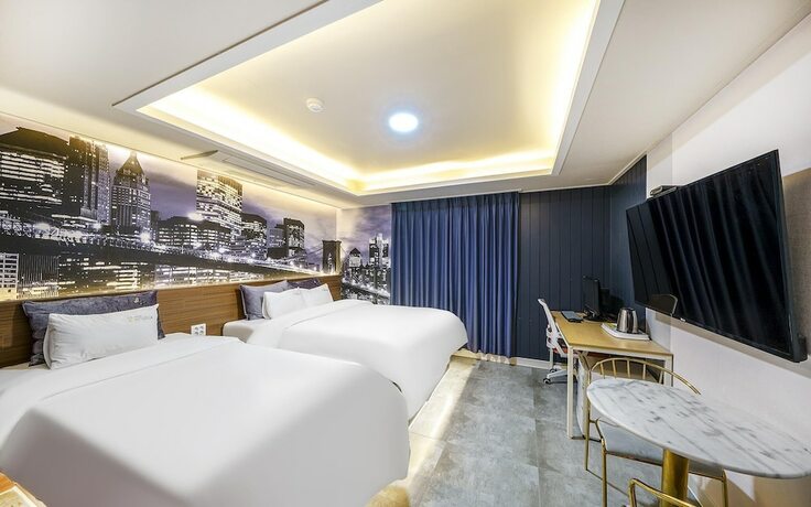 Imagen de la habitación del Hotel Gwangju Unam-dong Yeogijoa. Foto 13