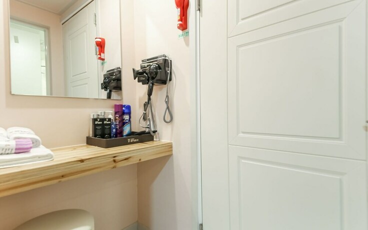 Imagen de la habitación del Hotel Gwangju Unam-dong Yeogijoa. Foto 14