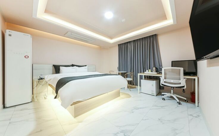 Imagen de la habitación del Hotel Gwangju Unam-dong Yeogijoa. Foto 20