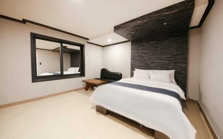 Imagen general del Hotel Gwangju Yongbongdong Agnes. Foto 16